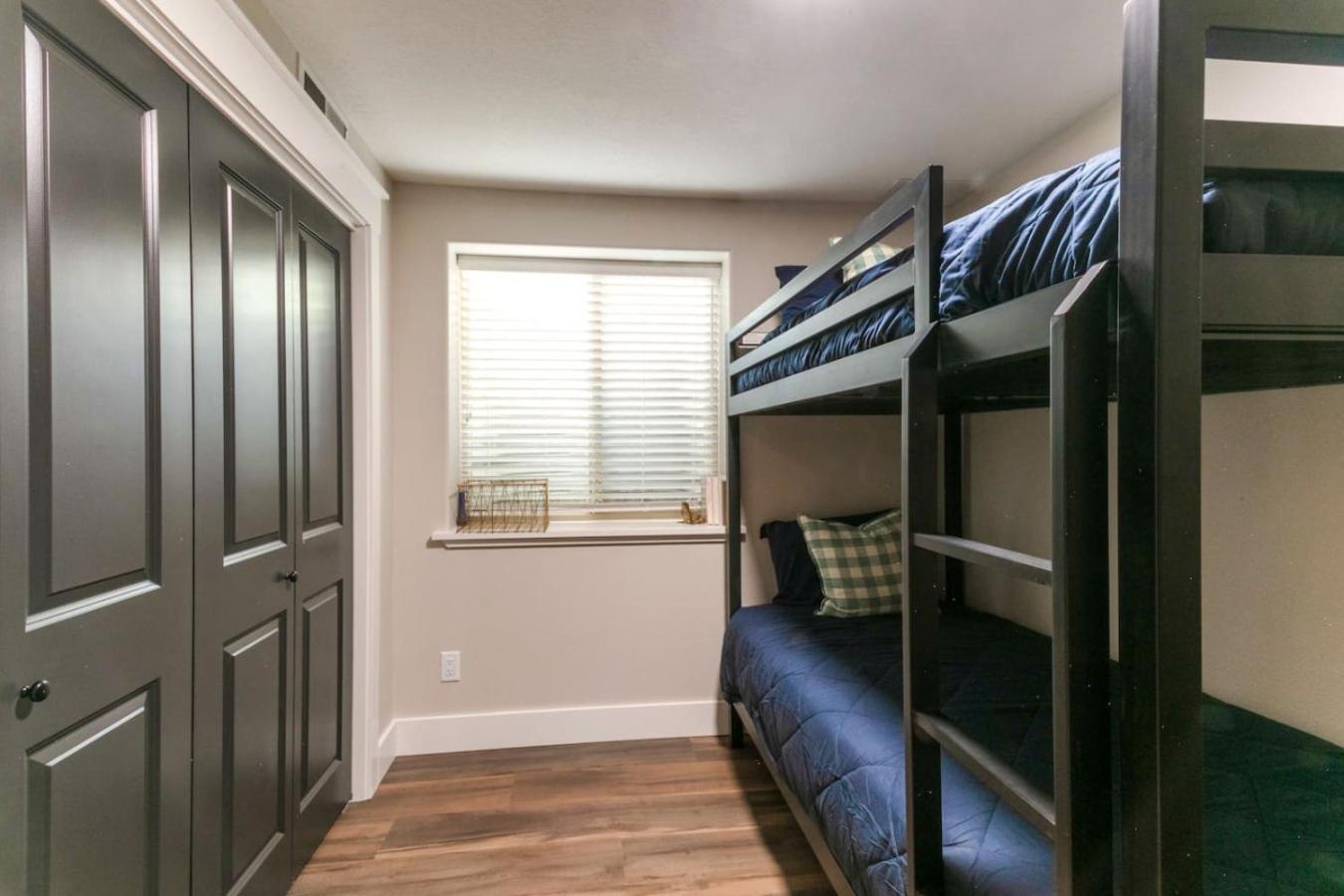 Craftsman Charmer In Downtown Cda كويور دي أليني، أيداهو المظهر الخارجي الصورة